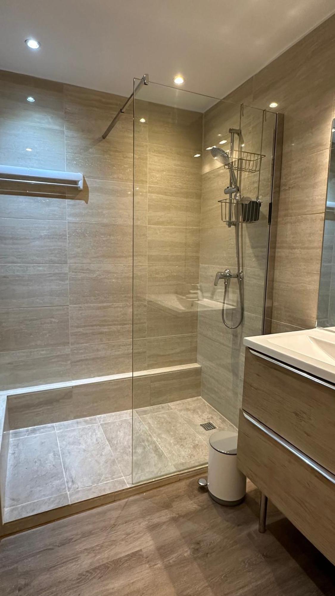 Apartment Gray D'albion Croisette, 4 Personnes *